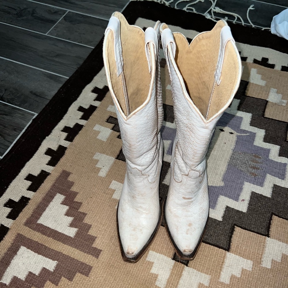 Idyll wind 7.5B cowboy boots